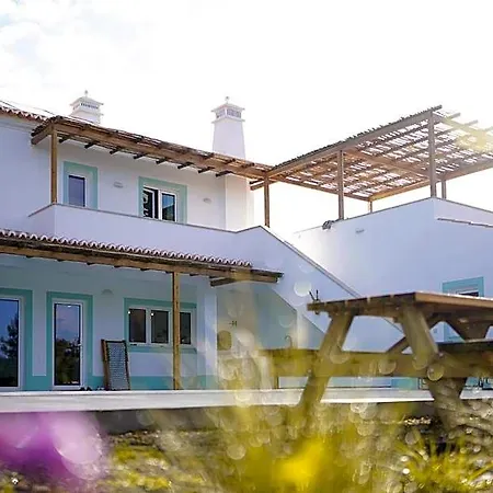 Birds Of Paradise - Boutique Surf Отель